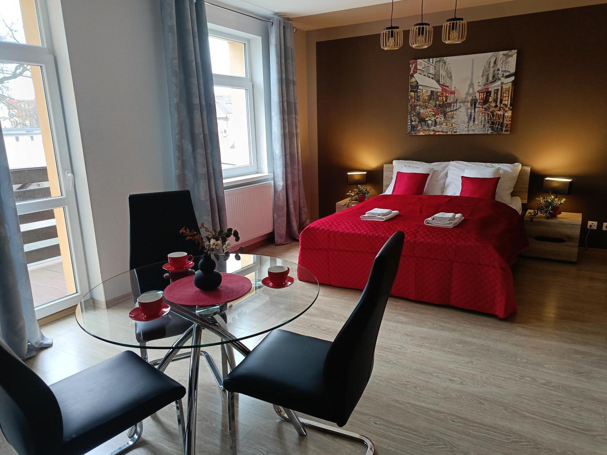 Apartamenty Edk Jelenia Góra Exterior foto