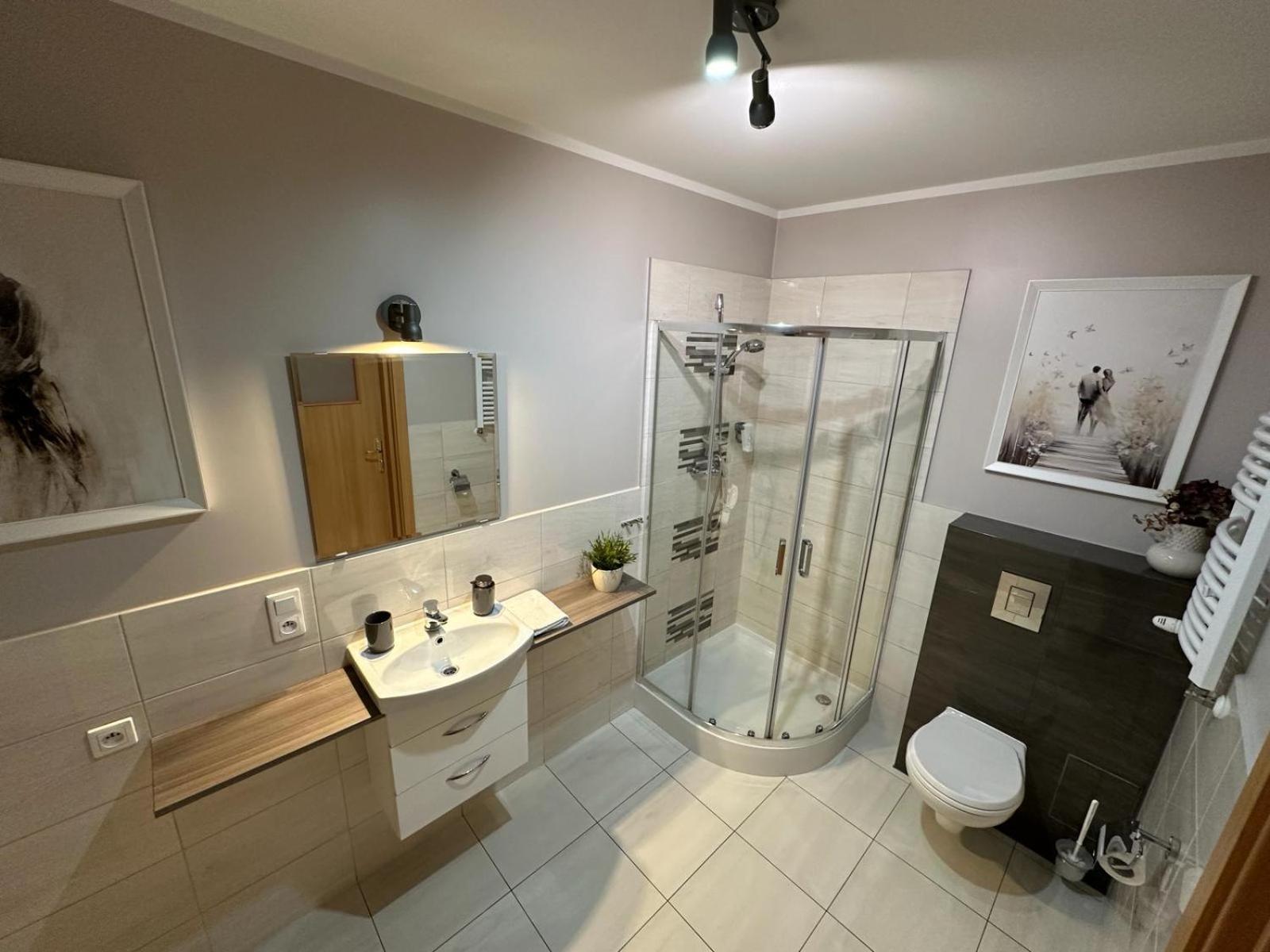 Apartamenty Edk Jelenia Góra Exterior foto