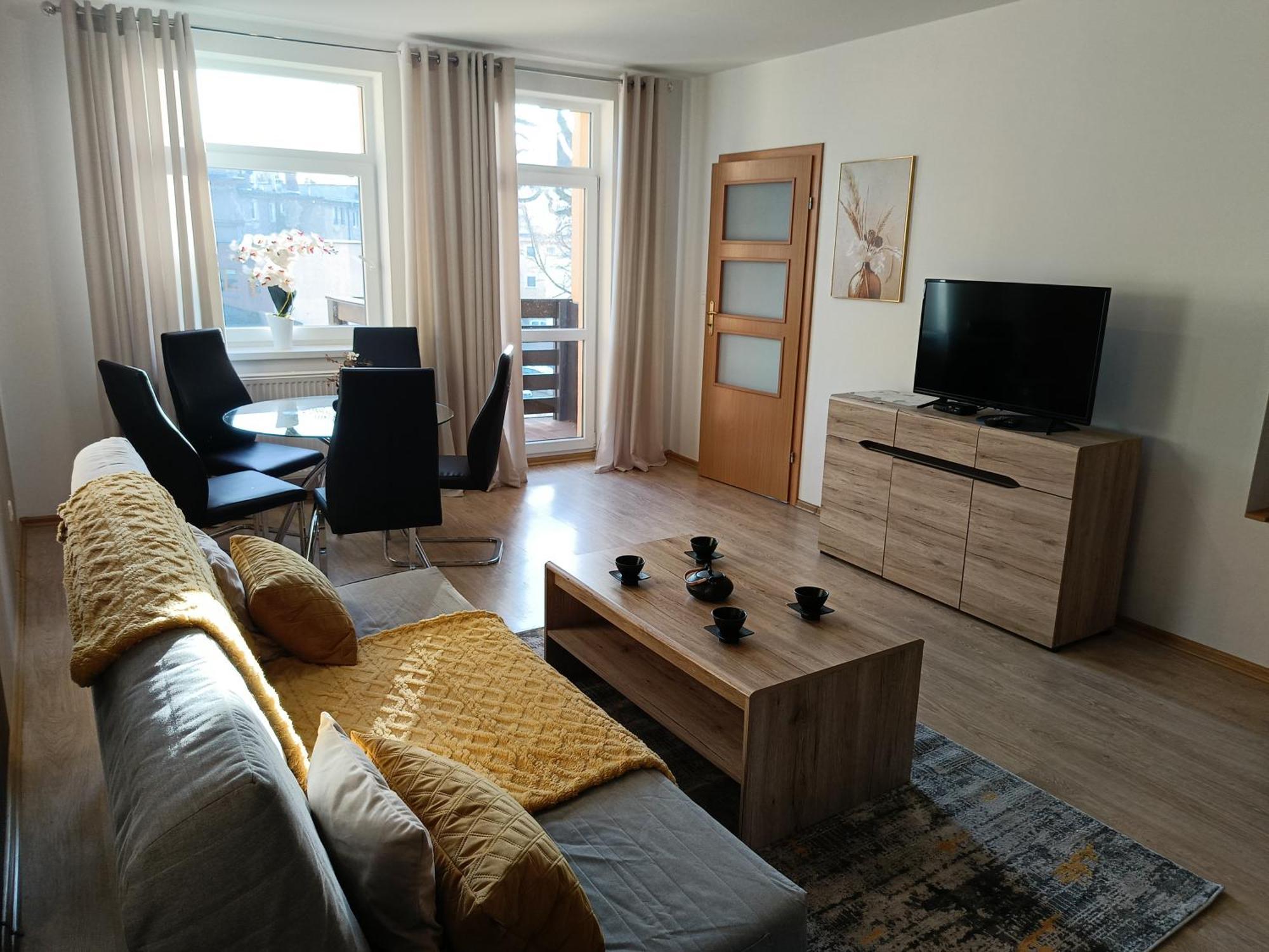 Apartamenty Edk Jelenia Góra Exterior foto